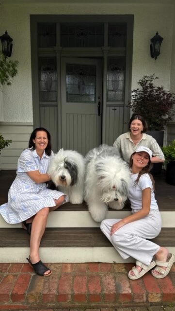 A jam-packed week here at Scooter.
 
We’ve been absolutely everywhere this week, up in Maryborough for the Honda Energy Breakthrough event, off to Bupa for their Buptopia Customer Immersion Expo, a night at the Victoria Tourism Industry Council Awards, two photoshoots for Dulux (with a cameo from some famous pups), and finally a couple of well-earned margs to finish it off right. 🍸👌